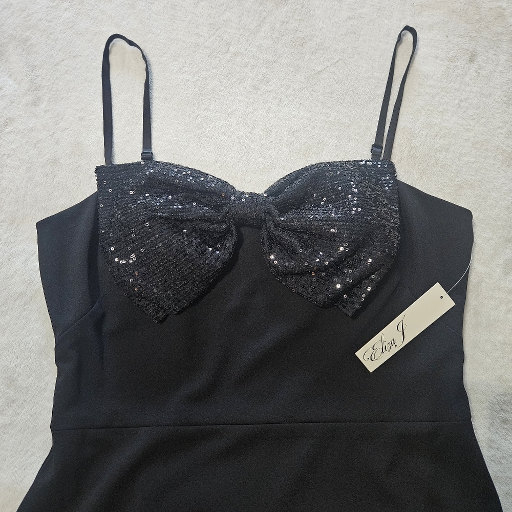 Eliza J Thin Adjustable Strap Front Sequin Bow Detail Fitted‎ Dress: Black: 14